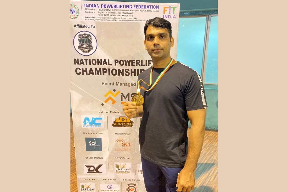 This divyang athlete wins gold medal at the National Powerlifting