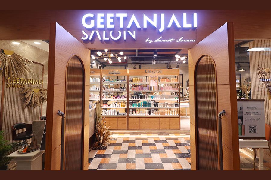 Delhi's Geetanjali Salon revamps its flagship store!