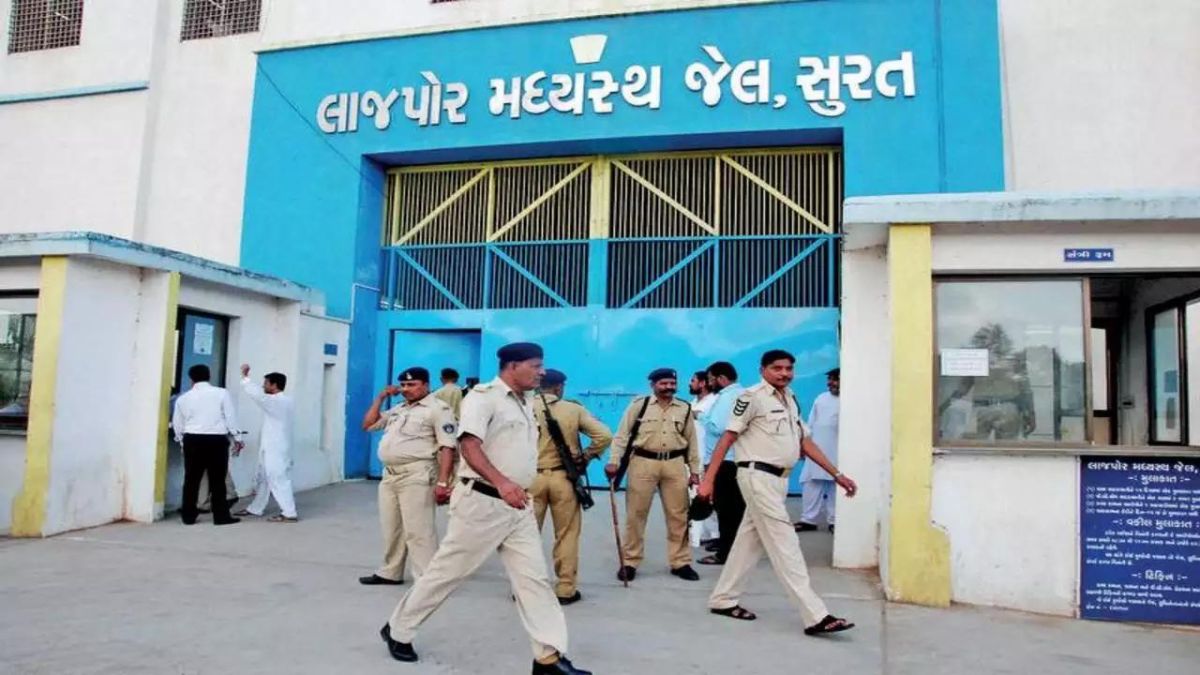 In Gujarat Prisons, inmates enjoy all luxuries of outside world