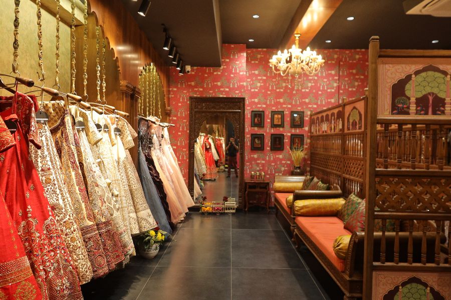 Silvi's The Fashion House offers glamorous wedding outfits in Ahmedabad