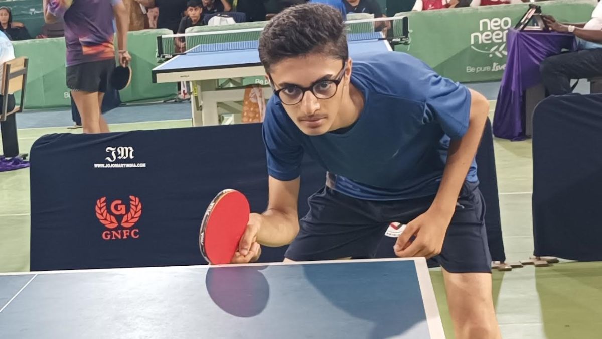 Unseeded Poojan upsets 8th seed Malav in opening round