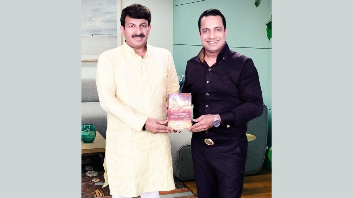 Dr. Vivek Bindra grills Shri Manoj Tiwari, The Politician with a Melodious Voice, on The Bada Bharat Show