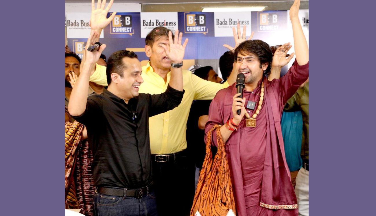 Baba Bageshwar Dham Sarkar visits Dr Vivek Bindra’s office