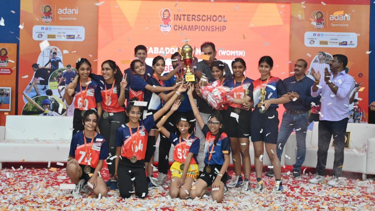 Adani Sportsline's Little Giants Inter-School Championship in Ahmedabad drew over 4000 youngsters from 220 schools