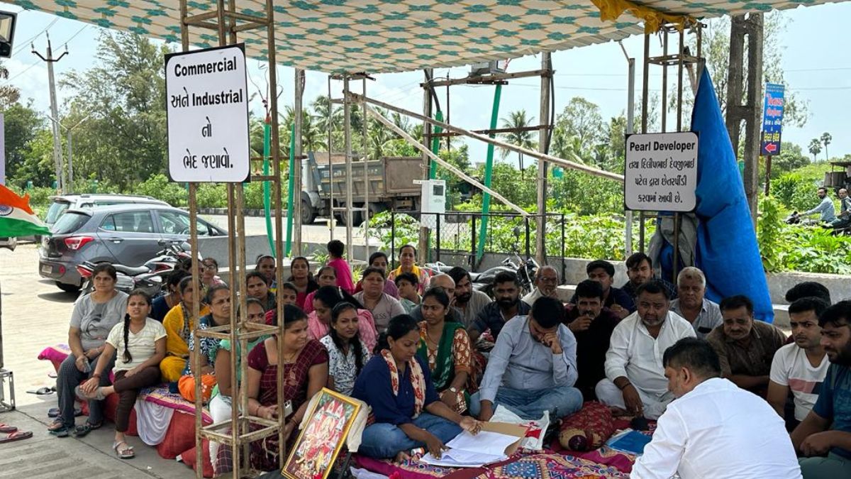 Surat : Lab-grown diamond factory in residential complex poses threat to 350