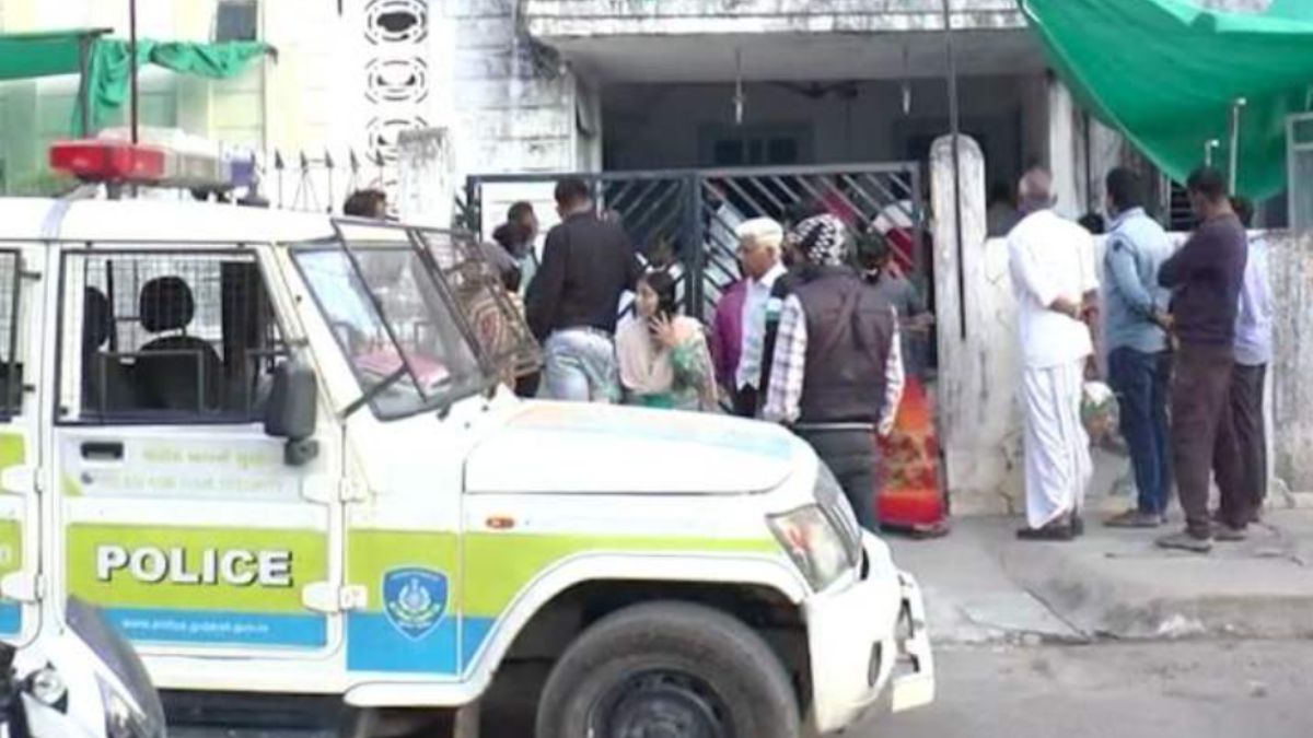 Gujarat : Teenager Locked for Six Months in Deesa