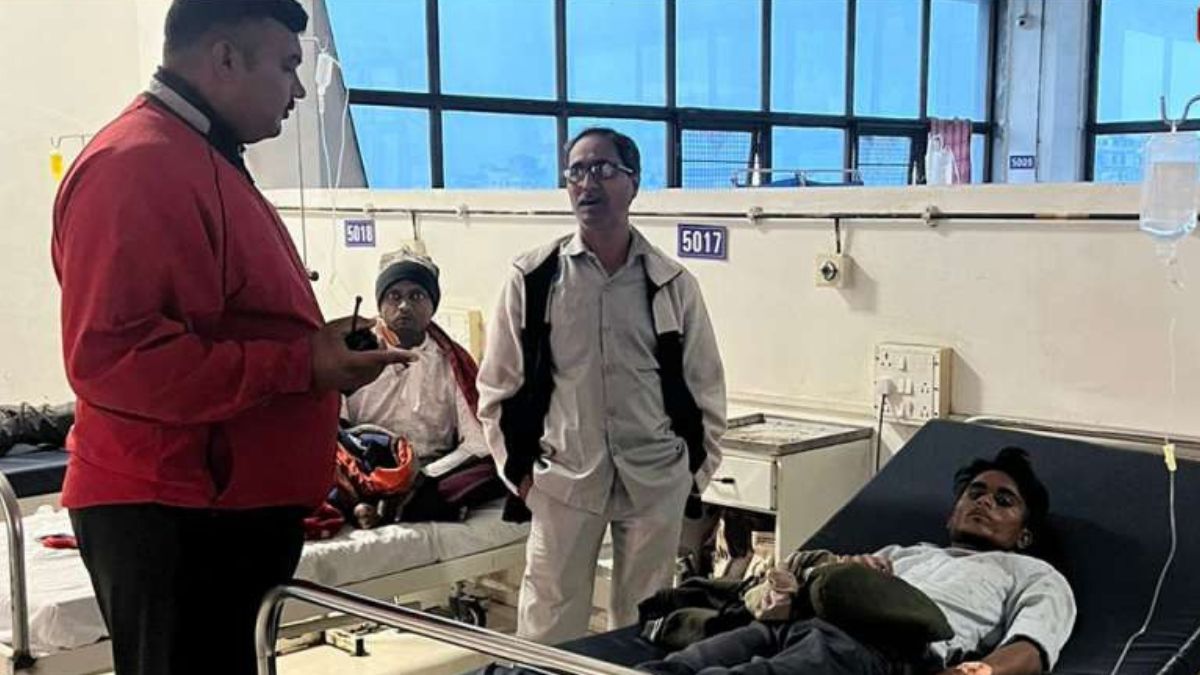 Surat : 10 labourers hospitalized after Hazardous Gas leak in Piplod
