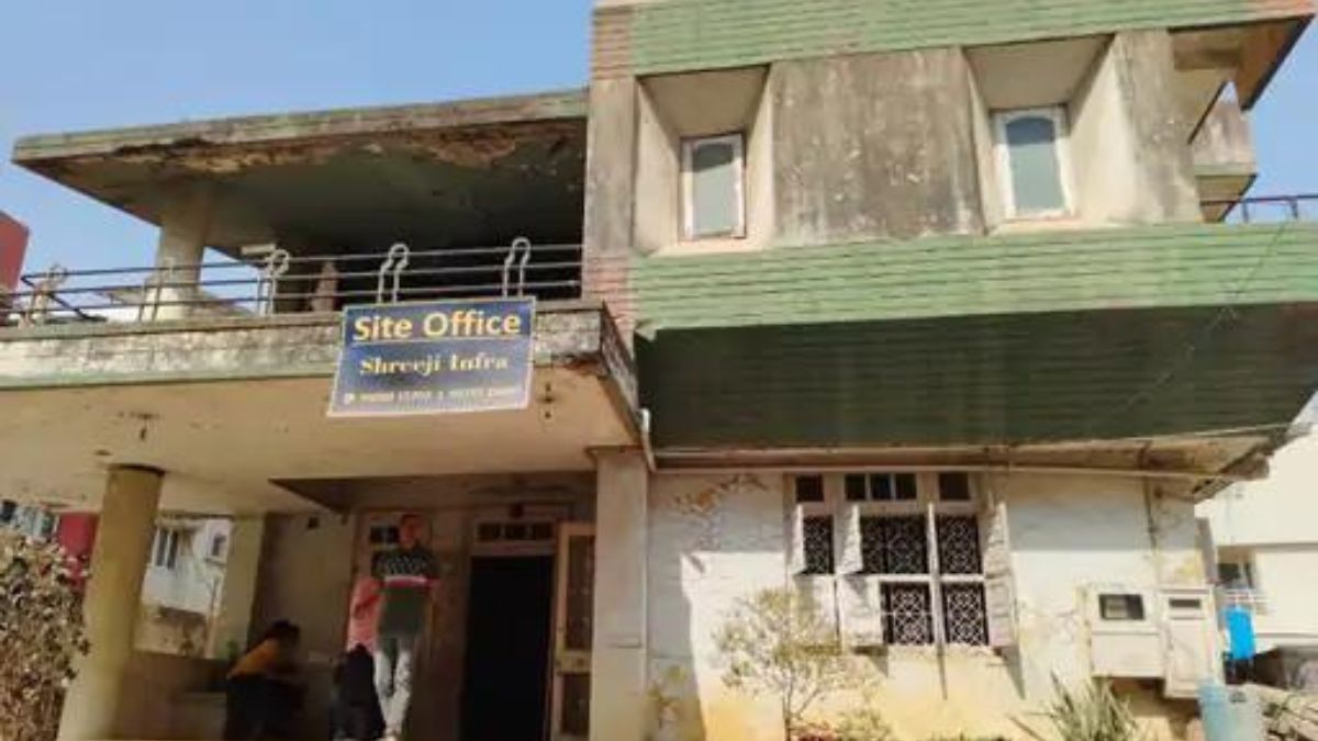 Gujarat Shocker : A labourer dies, Three other critical in a landslide at construction site in Ahmedabad