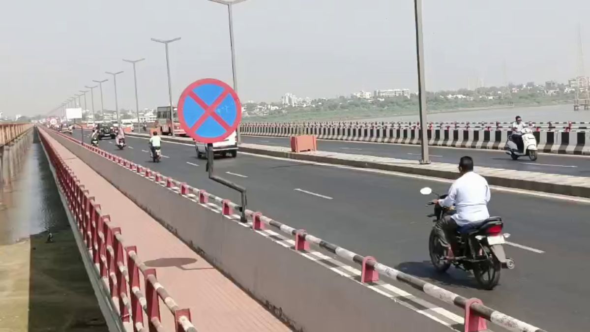 Gujarat : Heavy Vehicles Banned on Narmada Maiya Bridge in Bharuch for 3 Months After Spike in Accidents