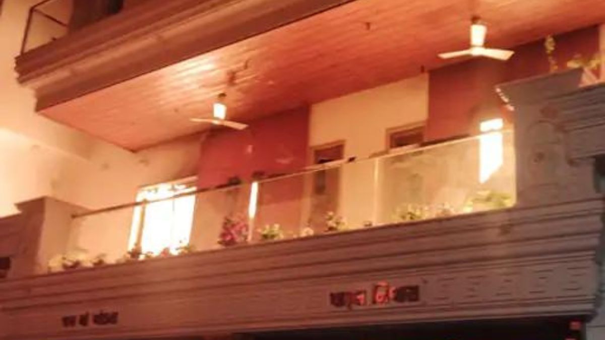 Gujarat : Tragic Fire in Surat Claims Life of AAP Councilor's Teenage Son