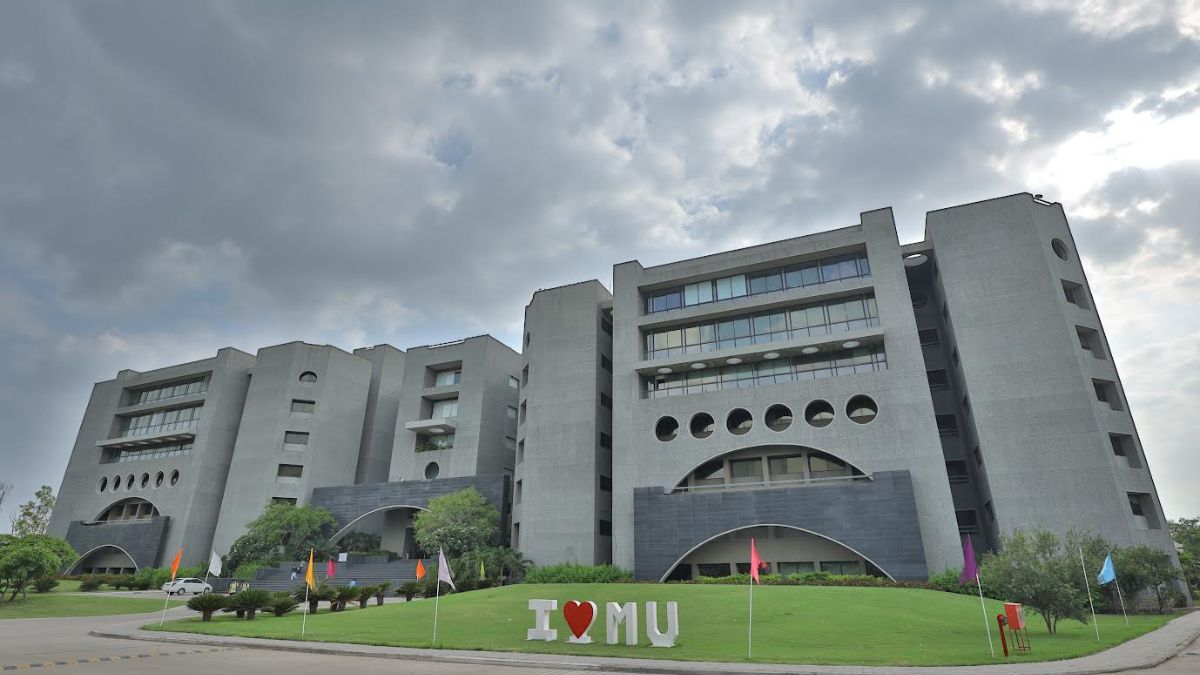 225 MBA students of Marwadi University in Rajkot get placed in reputed companies and MNCs