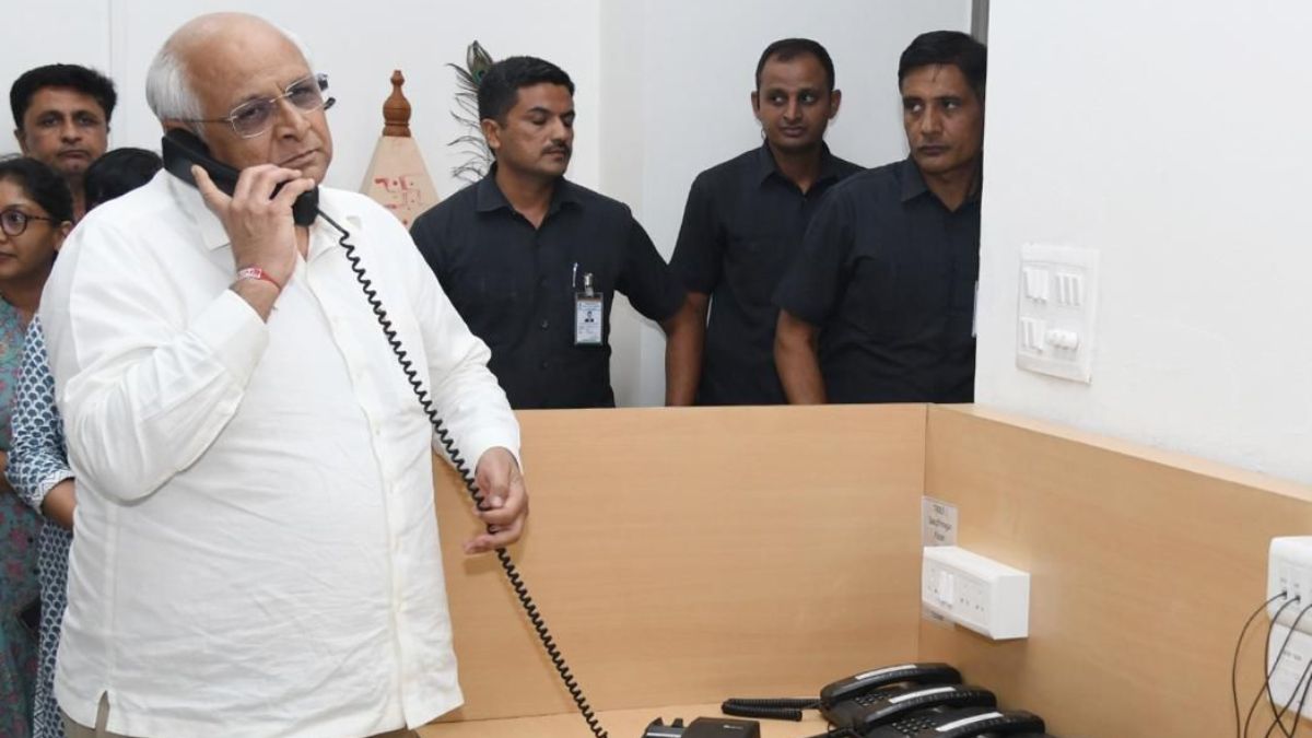 Chief Minister Bhupendra Patel inaugurated a pioneering tree-planting initiative at 53,065 Anganwadi centers across the state, as part of the 'Ek Ped Maa Kem Naam' campaign