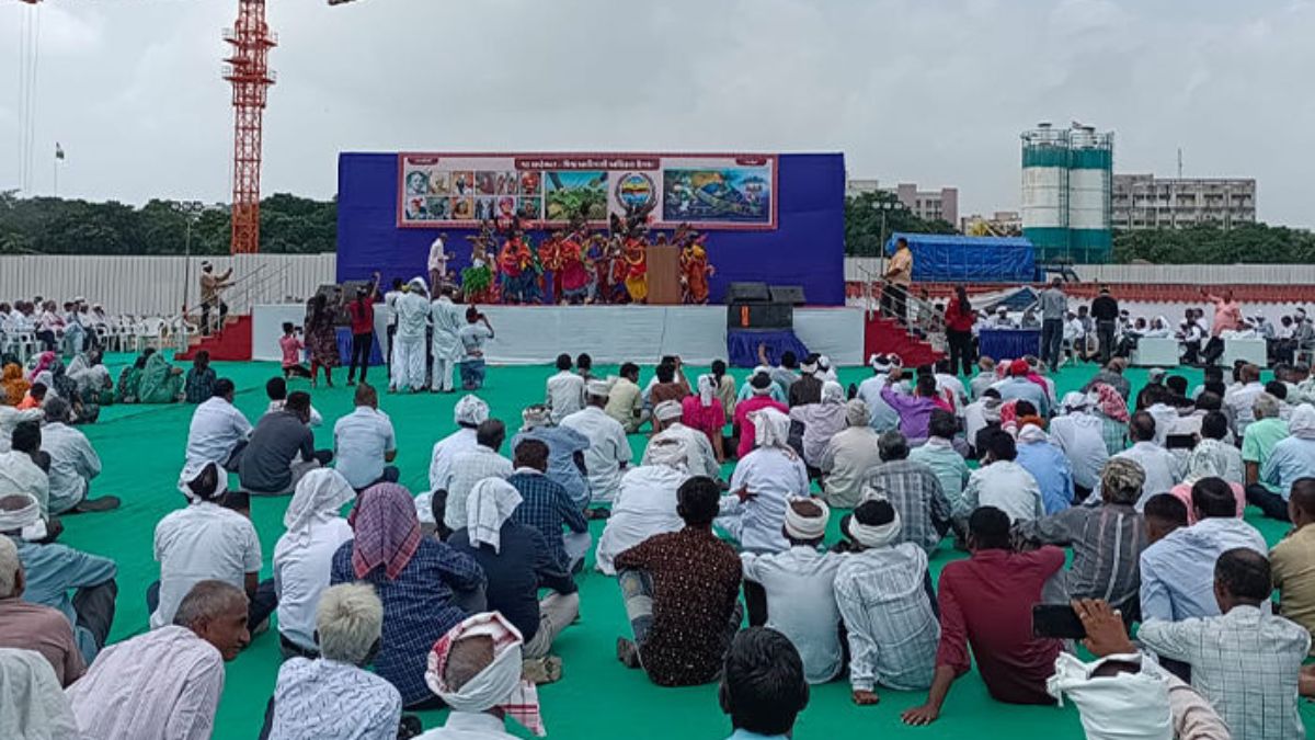 Gujarat’s tribal communities gathered at Ram Katha Maidan in Sector 11, Gandhinagar, on Friday to mark International Day of the World's Indigenous Peoples