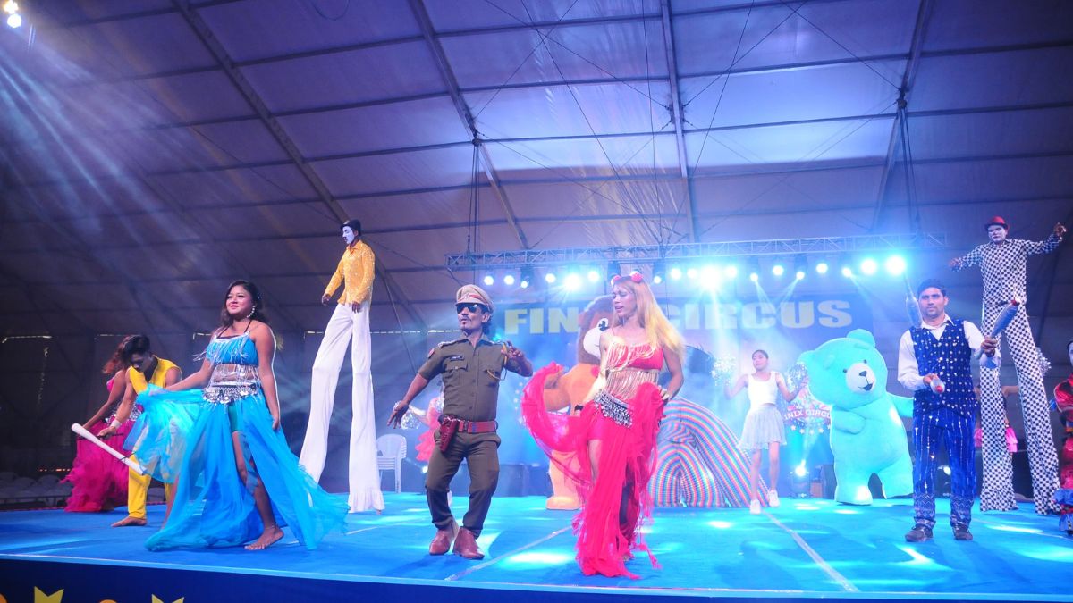 FINIX Circus Surat 2024, the blunt times