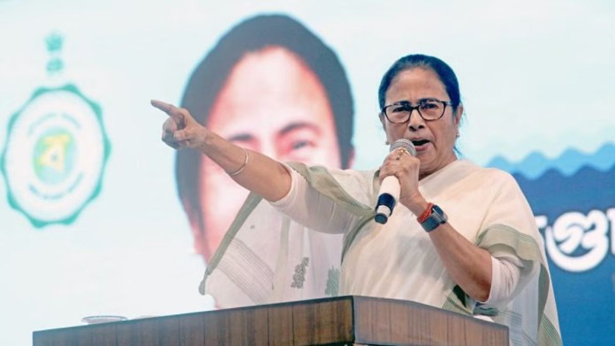 West Bengal Chief Minister Mamata Banerjee Controversial Remark, the blunt times