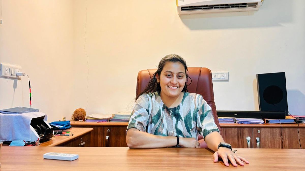 Gujarat Young Sarpanch Khushali Rabari, the blunt times