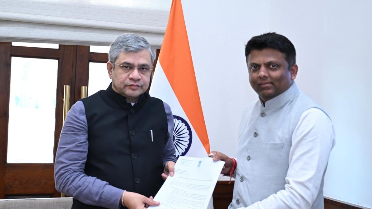 Valsad Vande Bharat train stoppage, the blunt times