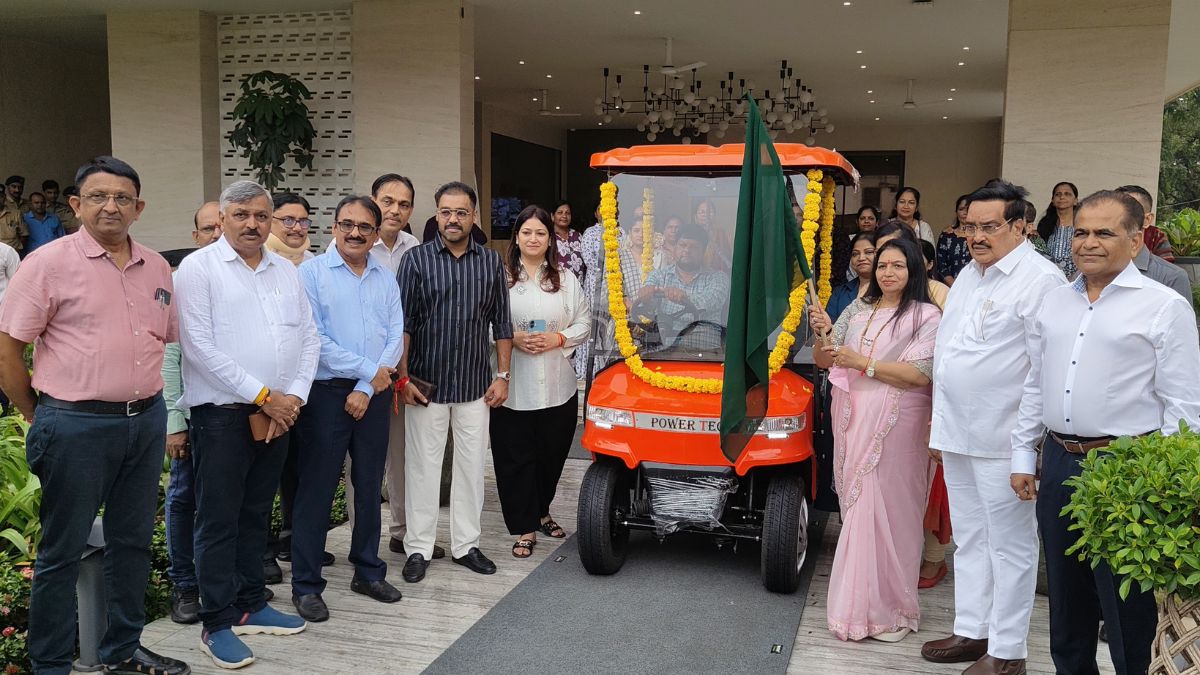 Gangaben Paatil birthday celebration with public service in Surat, the blunt times