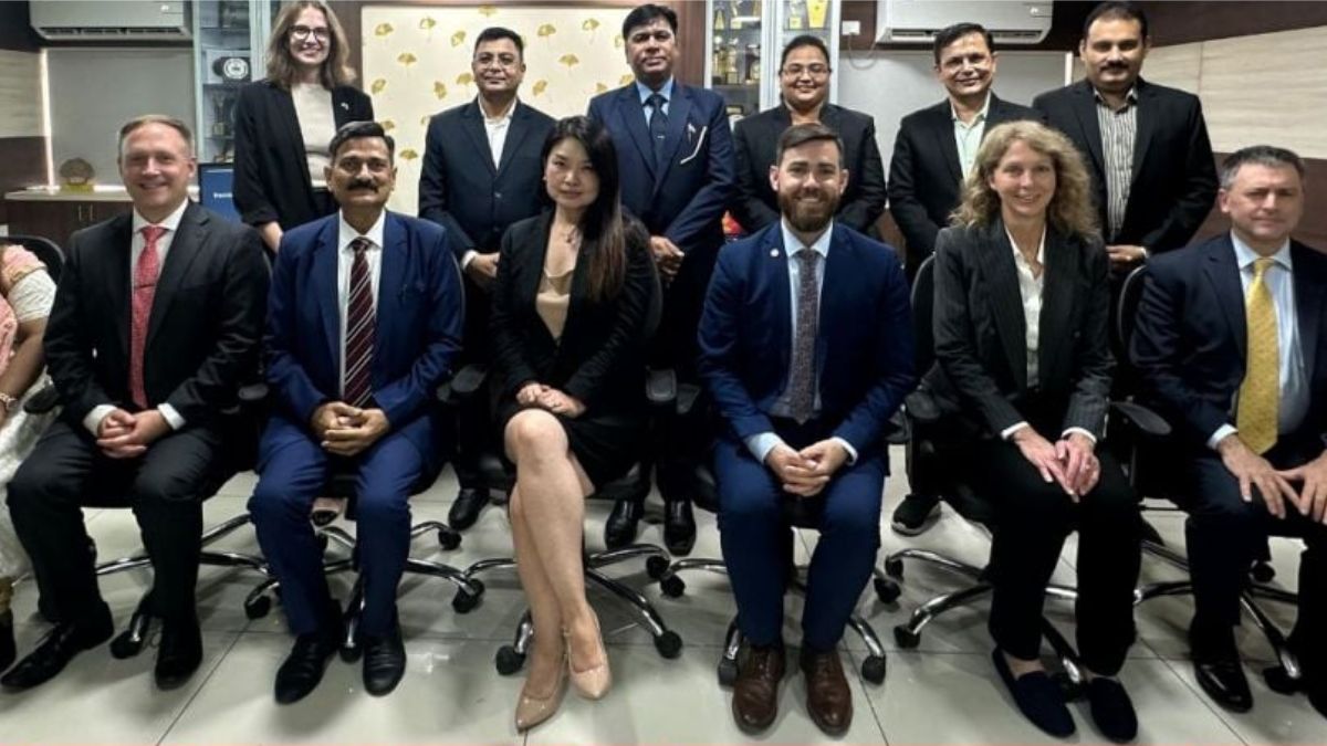 USFDA delegation meets Gujarat FDCA, the blunt times