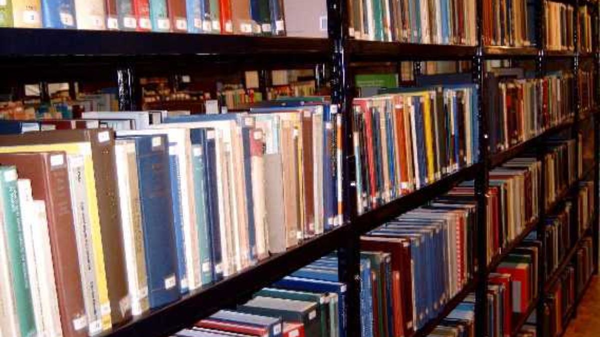 Taluka libraries in Gujarat, the blunt times