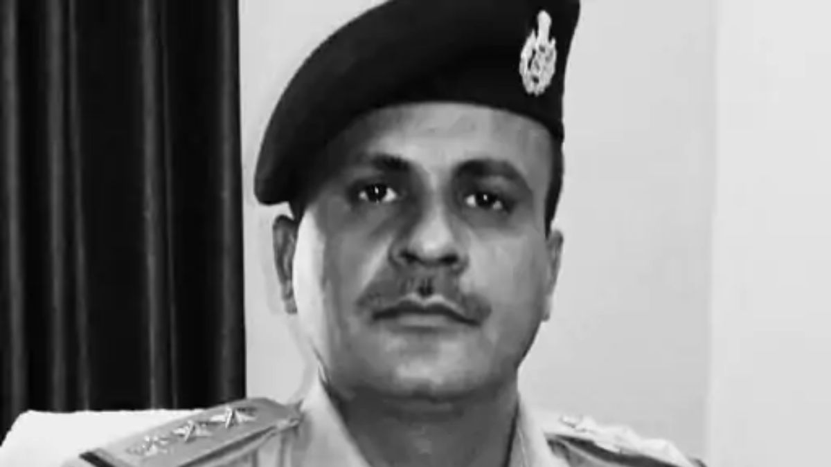 Ahmedabad Police Inspector rabies death Gujarat, the blunt times