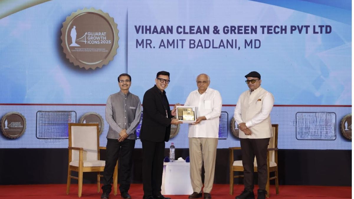 Amit Badlani felicitated by Chief Minister Bhupendra Patel, the blunt times