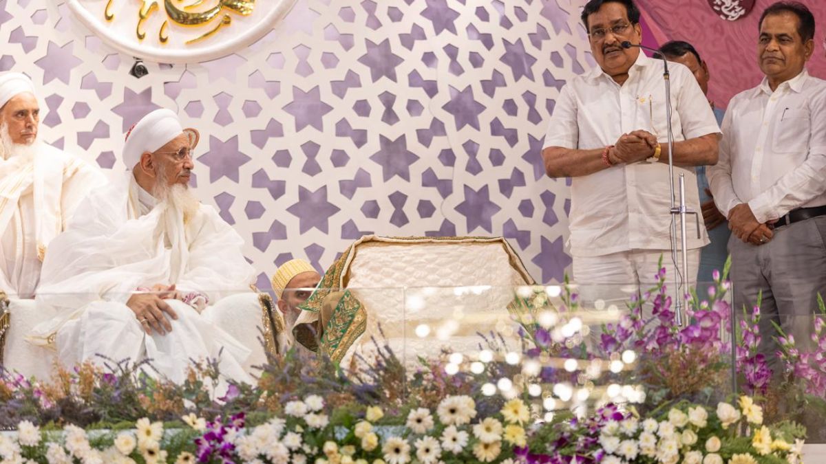 Syedna Mufaddal Saifuddin 82nd birthday celebration Surat, the blunt times