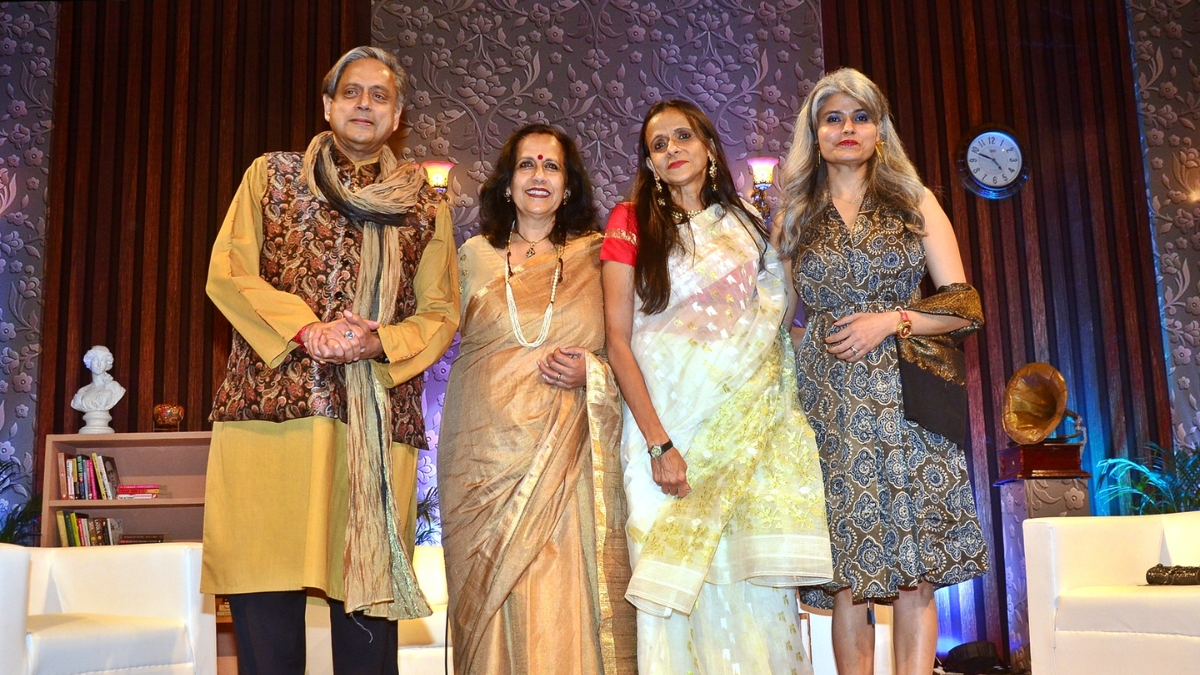 Sibling trio connect with their favourite city; regale Kolkatans at Tete-a-Tea with Tharoors - TBT