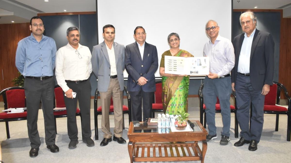 Mumbai Customs Open House meeting, the blunt times