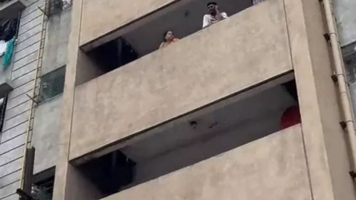 Surat Althan mother jumps with son, the blunt times