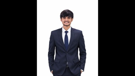 Mayank Vansjalia, stock market expert and founder of Traders Board, known for providing trading education, technical analysis, and mentorship to financial traders in India.