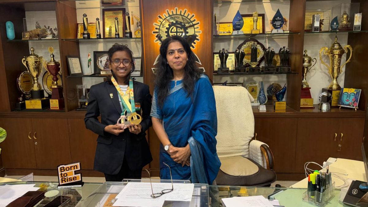 Surat swimmer Devanshi Rana Asian Youth Para Games 2025, the blunt times