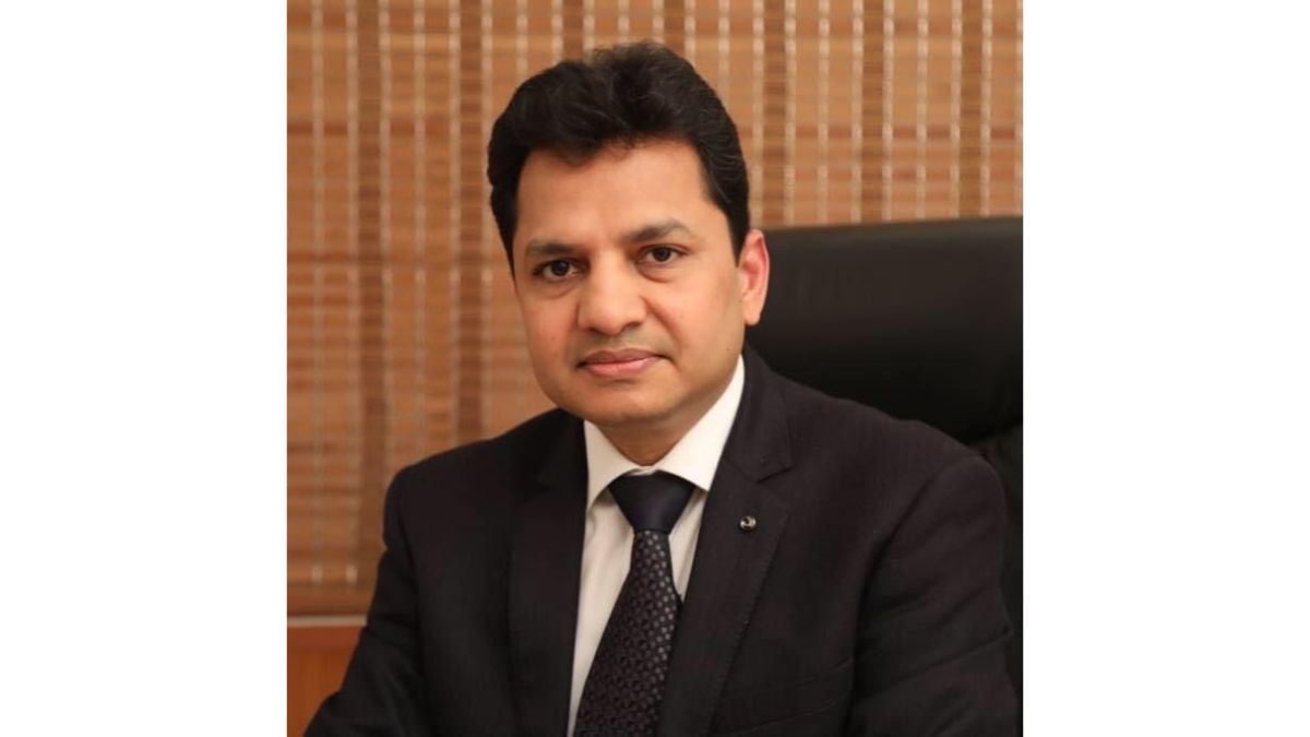 Dr. Vikas Agrawal, Asia’s leading ENT surgeon.