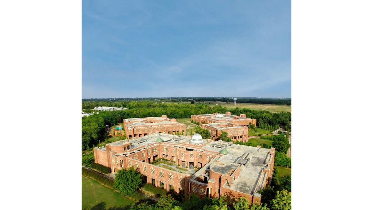 IIM Lucknow, TimesPro invite applications for the 10th intake of the Chief Strategy Officers Programme-PNN