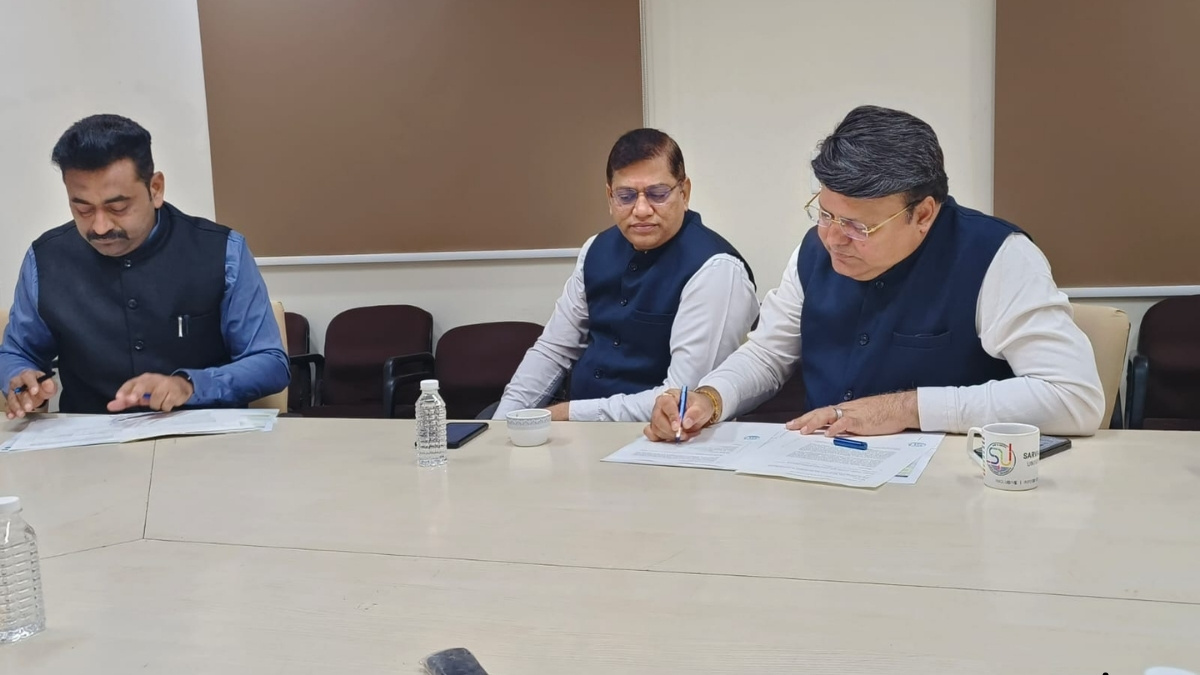 Sarvajanik University Signs MoU with India Accelerator to Boost Startup Ecosystem-PNn
