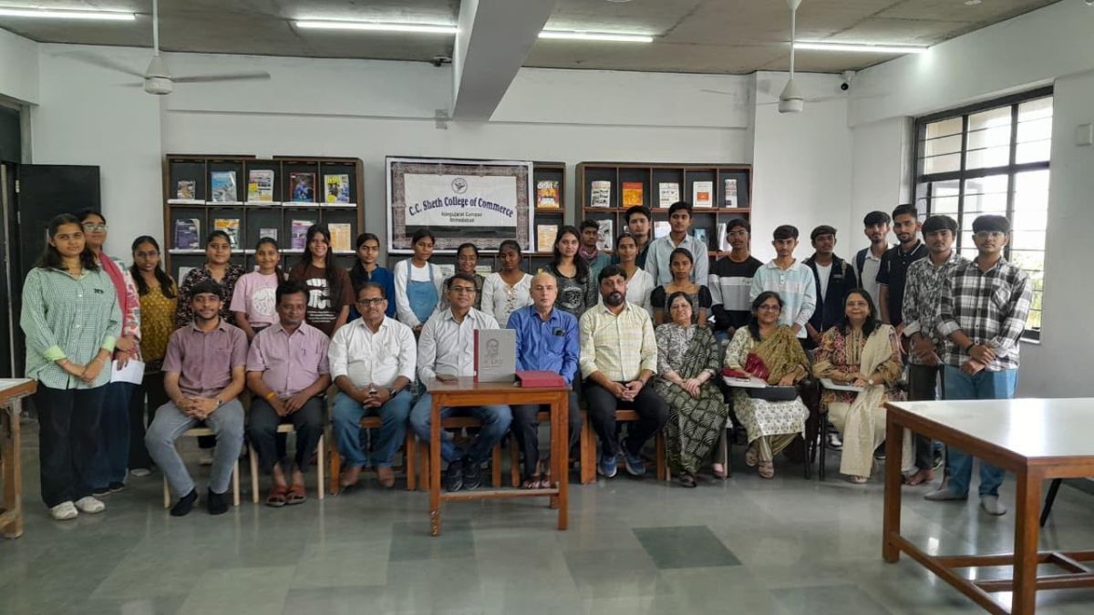 Arunkumar Mehta biography reading session, the blunt times