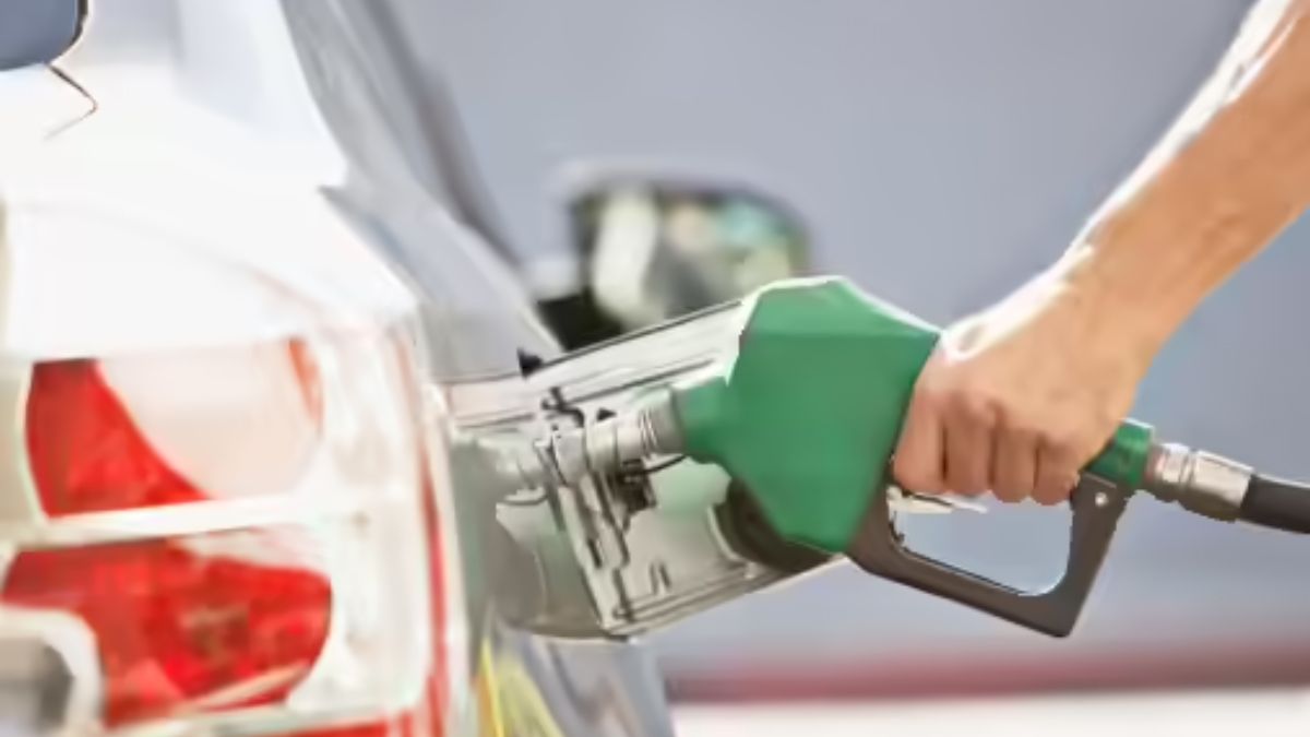 Gujarat petrol diesel stock clarification, the blunt times