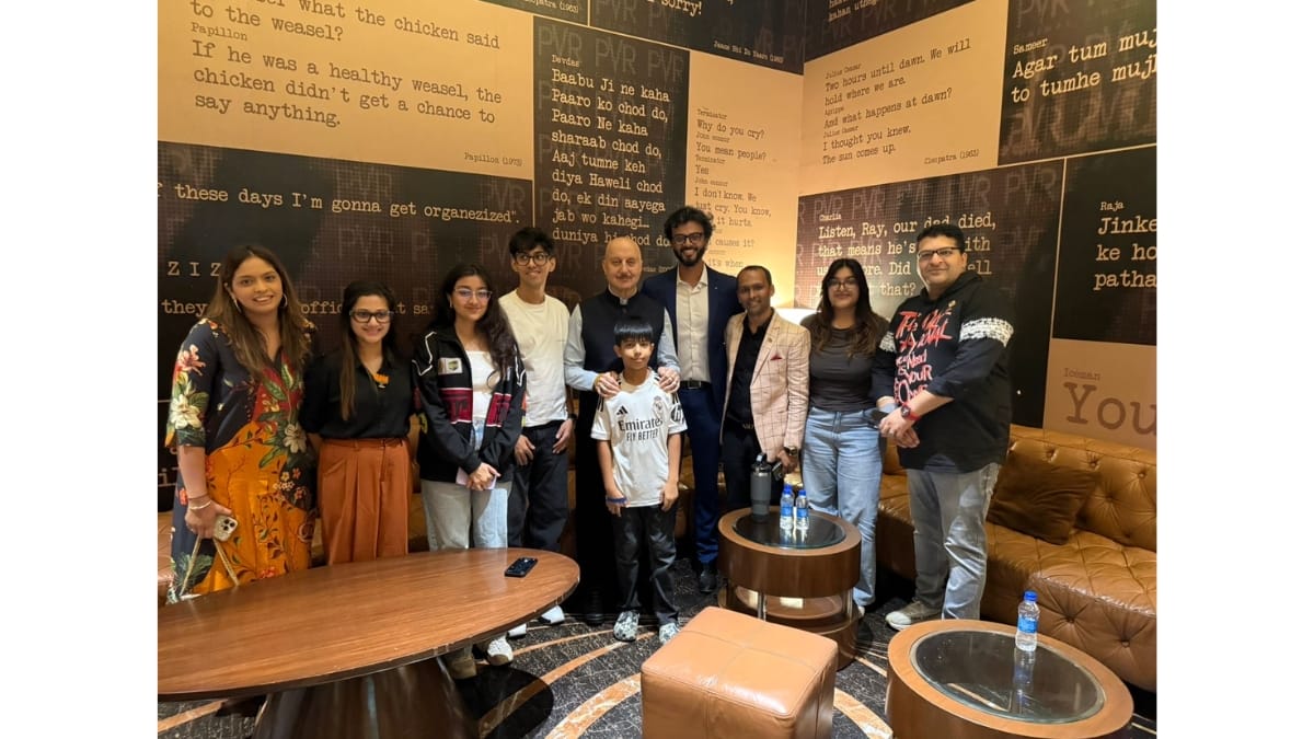 Lions Club of Mumbai SOL and Lion Raju Manwani Hosted Special Screening of the film “Tanvi“, Anupam Kher and Shubhangi Dutt lit up the screening night alongside Raju Manwani and Dada Vashu Shroff, turning it into a star-studded affair-TBT