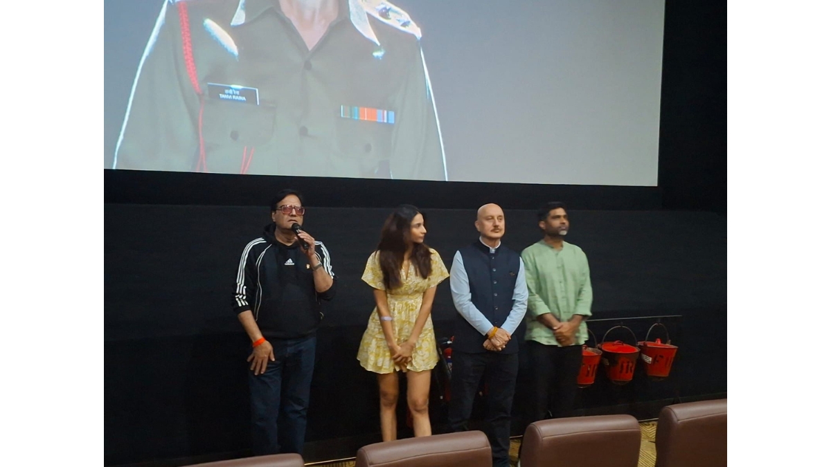 Lions Club of Mumbai SOL and Lion Raju Manwani Hosted Special Screening of the film “Tanvi“, Anupam Kher and Shubhangi Dutt lit up the screening night alongside Raju Manwani and Dada Vashu Shroff, turning it into a star-studded affair-TBT