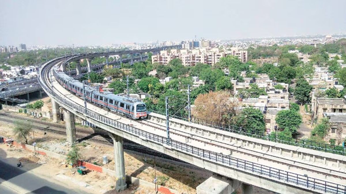 Surat Metro project progress, the blunt times