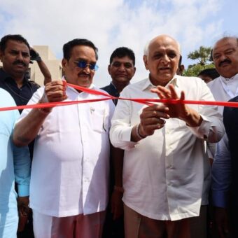 Vibrant Gujarat Regional Conference Surat, the blunt times