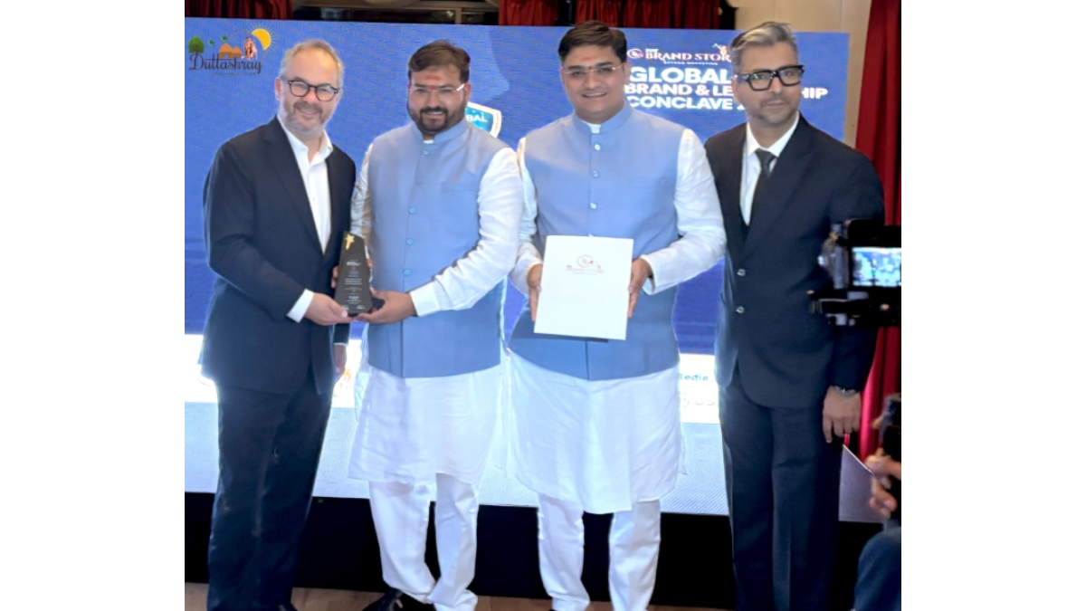 Acharya Bhavinbhai Pandya and Acharya Mananbhai Pandya Honoured with the Global Leader of the Year 2026 Award at the House of Lords, London-TBT