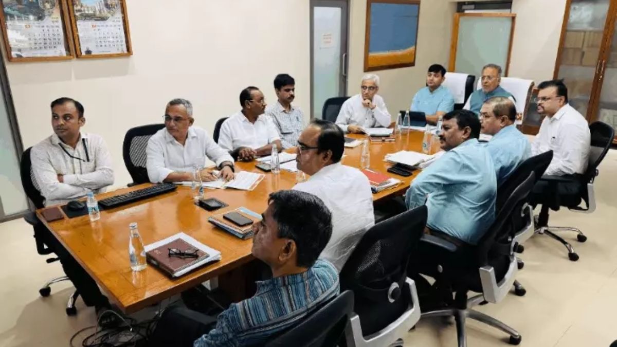 Girnar lion attack safety measures, the blunt times