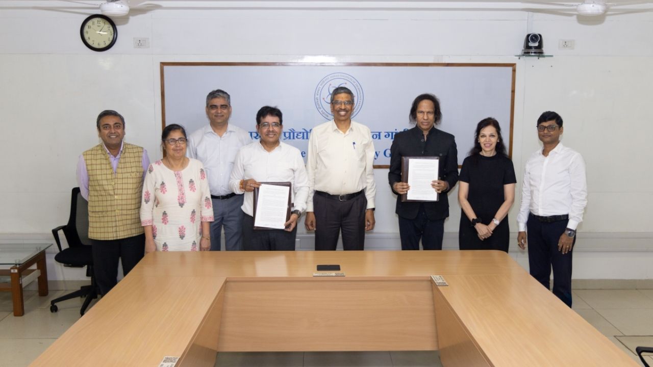 IIT Gandhinagar, Global Chamber Join Hands to Take Research Global IIT Gandhinagar Global Chamber MoU, the blunt times