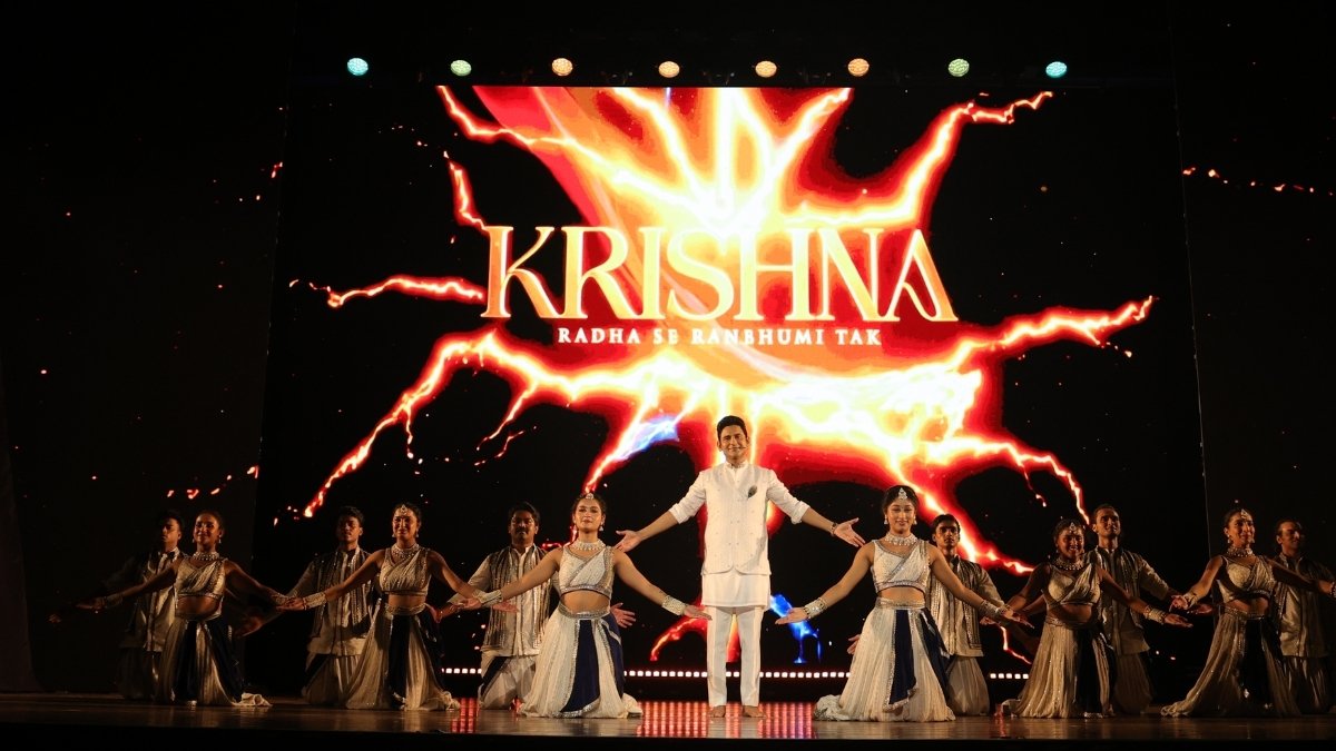 Manoj Muntashir Presents ‘KRISHNA – Radha Se Ranbhumi Tak’ in Kolkata, Graced by the Presence of BJP National General Secretary Shri Sunil Bansal A Special Tribute to the Cherished Memory of Late Smt. Krishna Devi Khemka