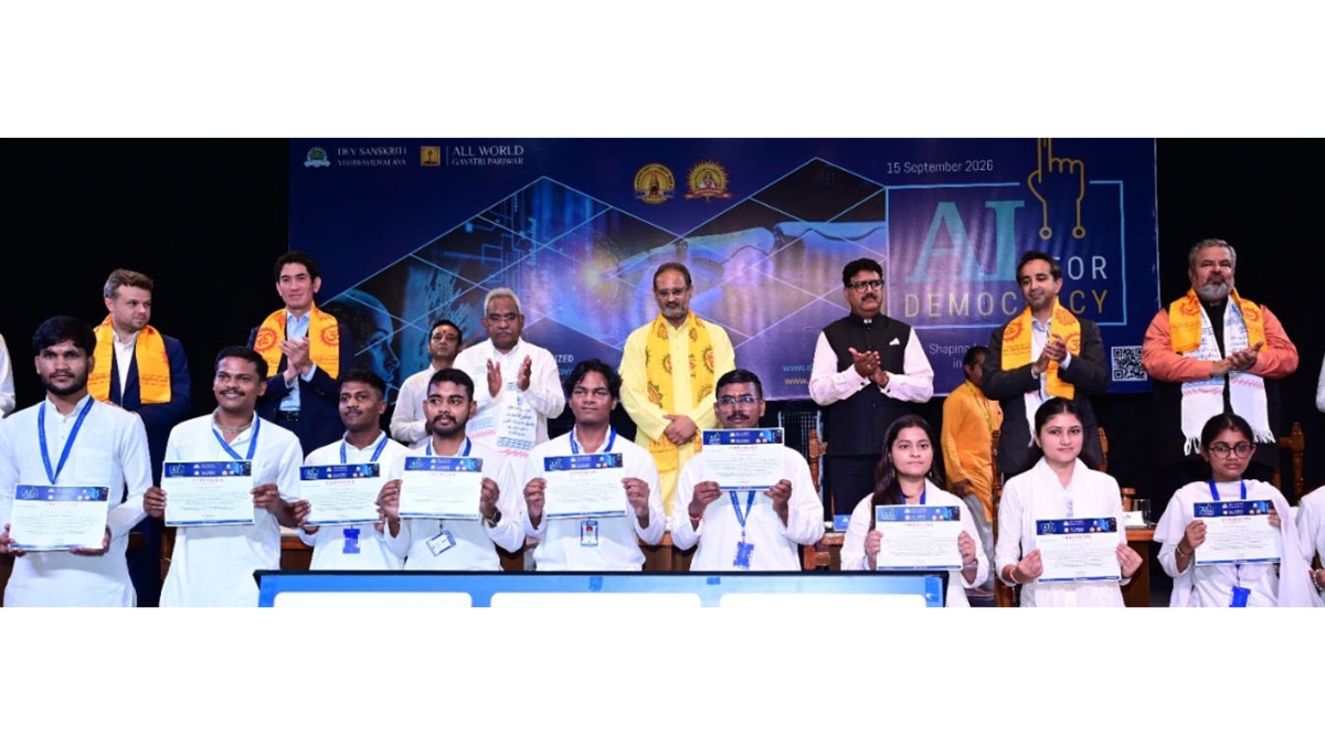 Global Experts Deliberate on Democracy in the Age of AI at DSVV-TBT