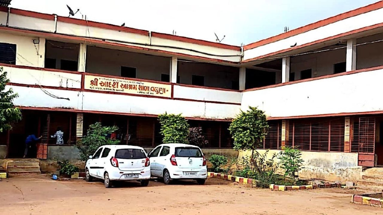 Aravalli tribal schools Gujarat, the blunt times