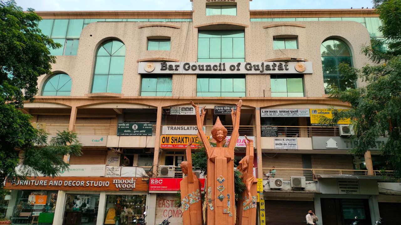 Bar council of Gujarat death benefits, the blunt times