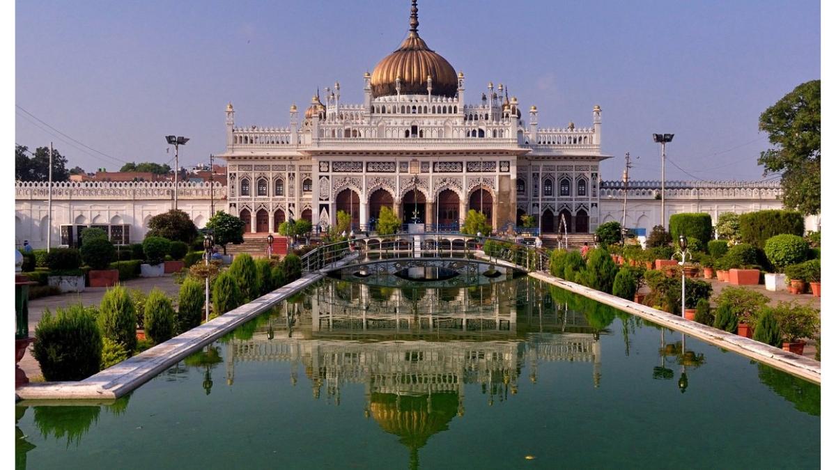 Lucknow Travel Guide: Explore Nawabi Heritage, Famous Food & Cultural Attractions-TBT