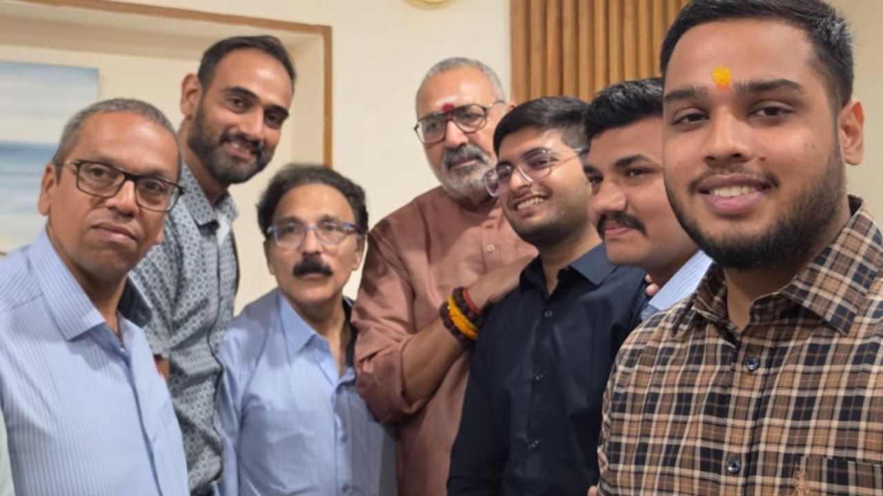 MANTRA-trained textile entrepreneurs in Surat, the blunt times